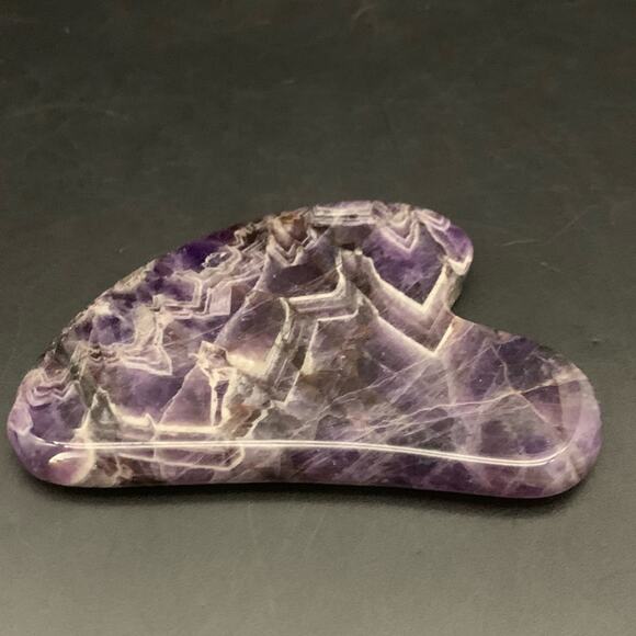 NEW Amethyst Gua Sha Facial Massage Tool - Picture 2 of 6